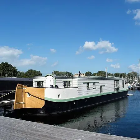 Hotel na wodzie Marinaparcs Naarden