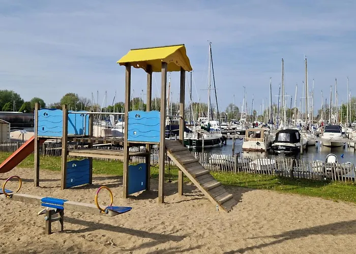 Marinaparcs Båthotell *