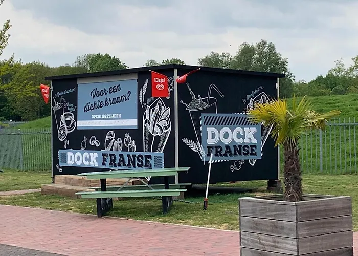 Marinaparcs 船上ホテル